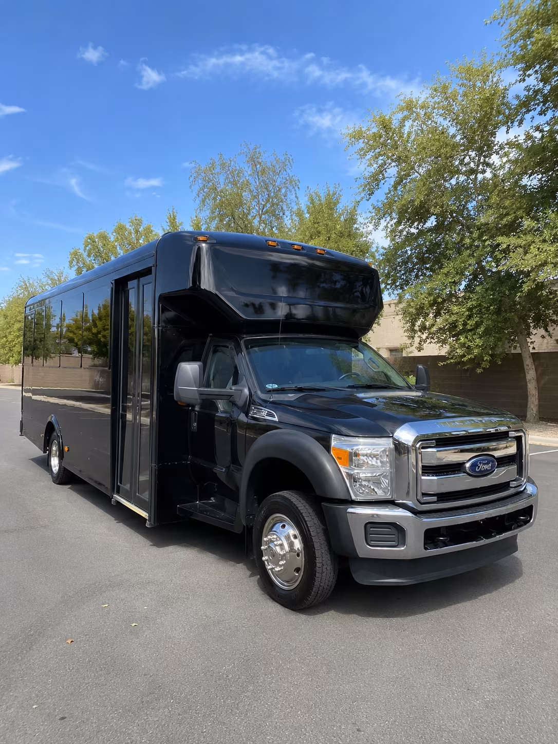 bachelorette party bus rentals through anaheim orange and costa mesa
