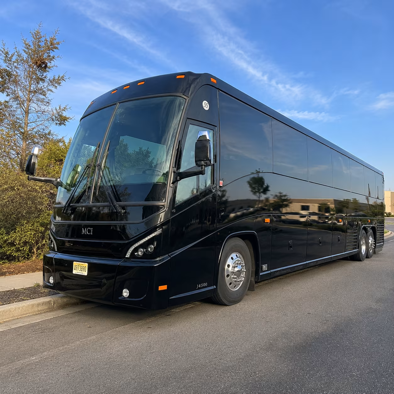charter bus rentals between garden grove and jftb los alamitos