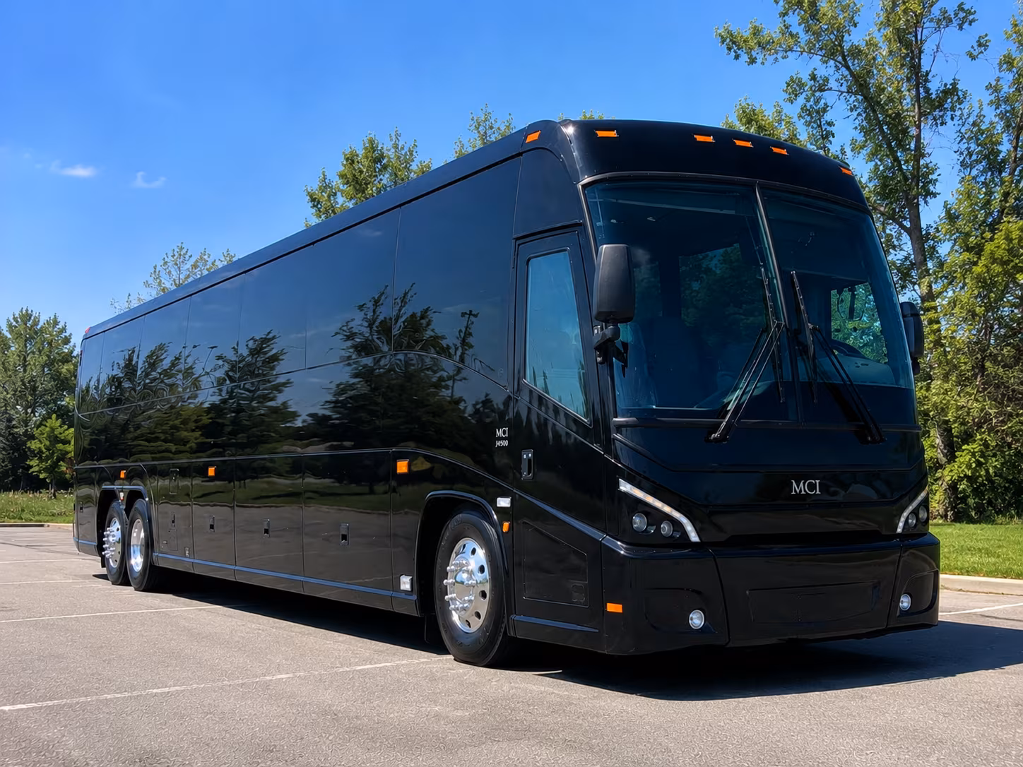 hotel shuttle loops across the anaheim resort district for wedding guests
