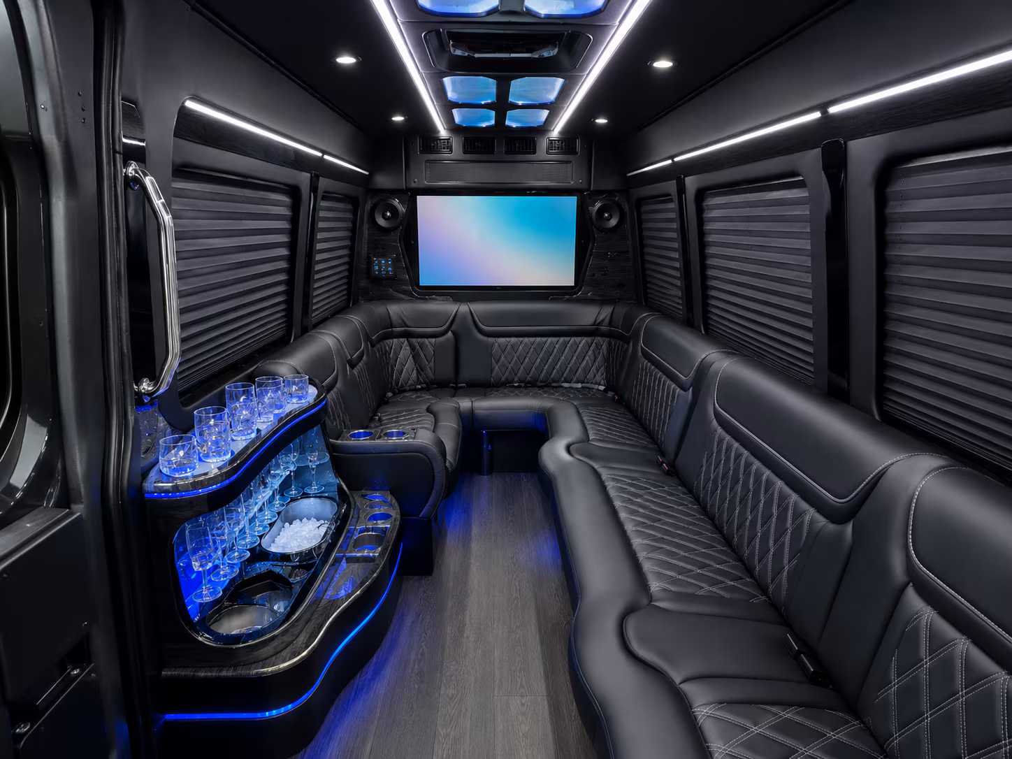 whatever your agency needs find government shuttle buses across orange county